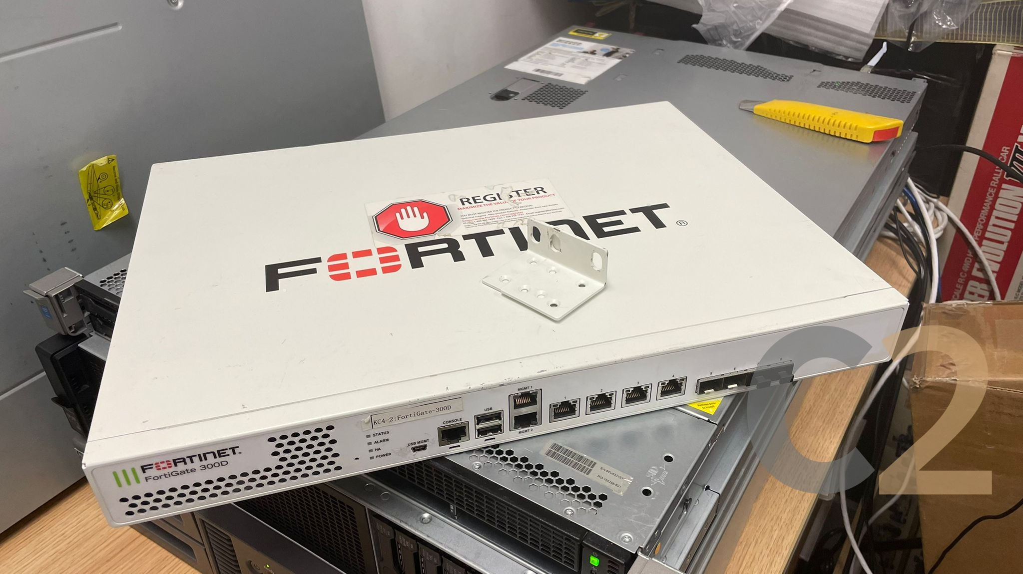 (特價1台)(二手) FortiGate-300D Fortinet FG-300D UTM Next-Gen Firewall - C2 Computer