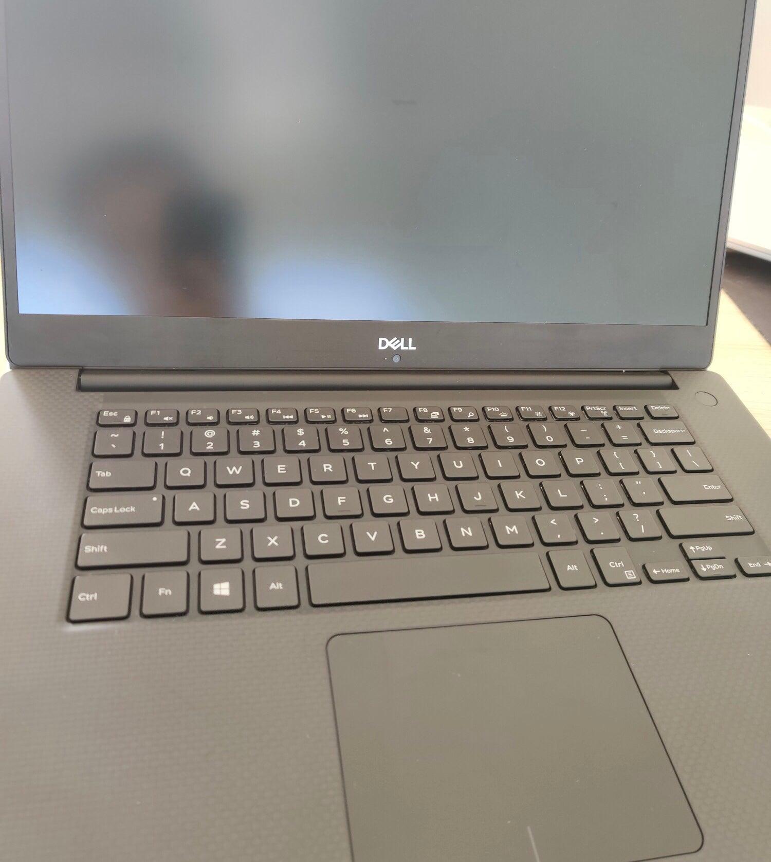 (USED) DELL XPS 9570 I5-8300H 4G 128G-SSD NA UHD 630 15.5inch 1920x1080 Ultrabook 95% - C2 Computer